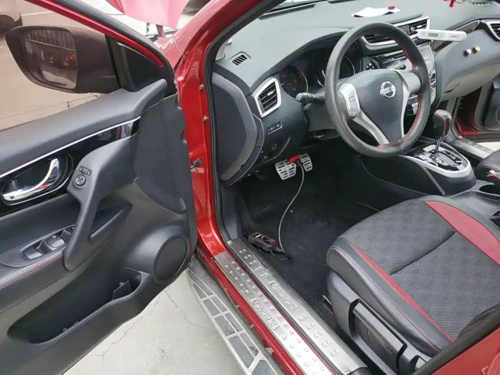 Nissan Qashqai — миниатюра 16