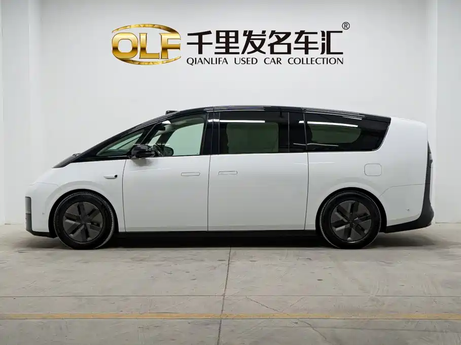 Li Auto Li MEGA — миниатюра 7