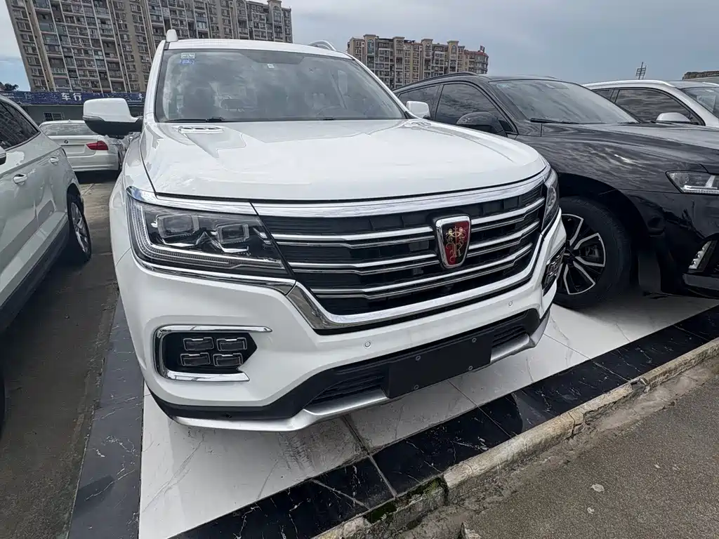 Roewe RX8 — миниатюра 3