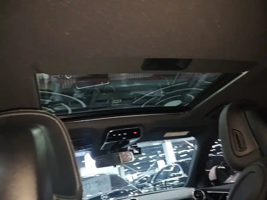 Mercedes-Benz C-Class — миниатюра 18