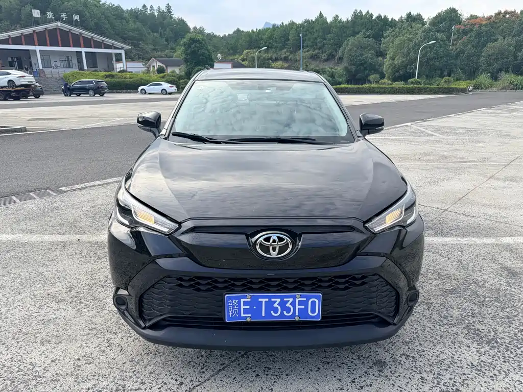 Toyota Frontlander — миниатюра 2