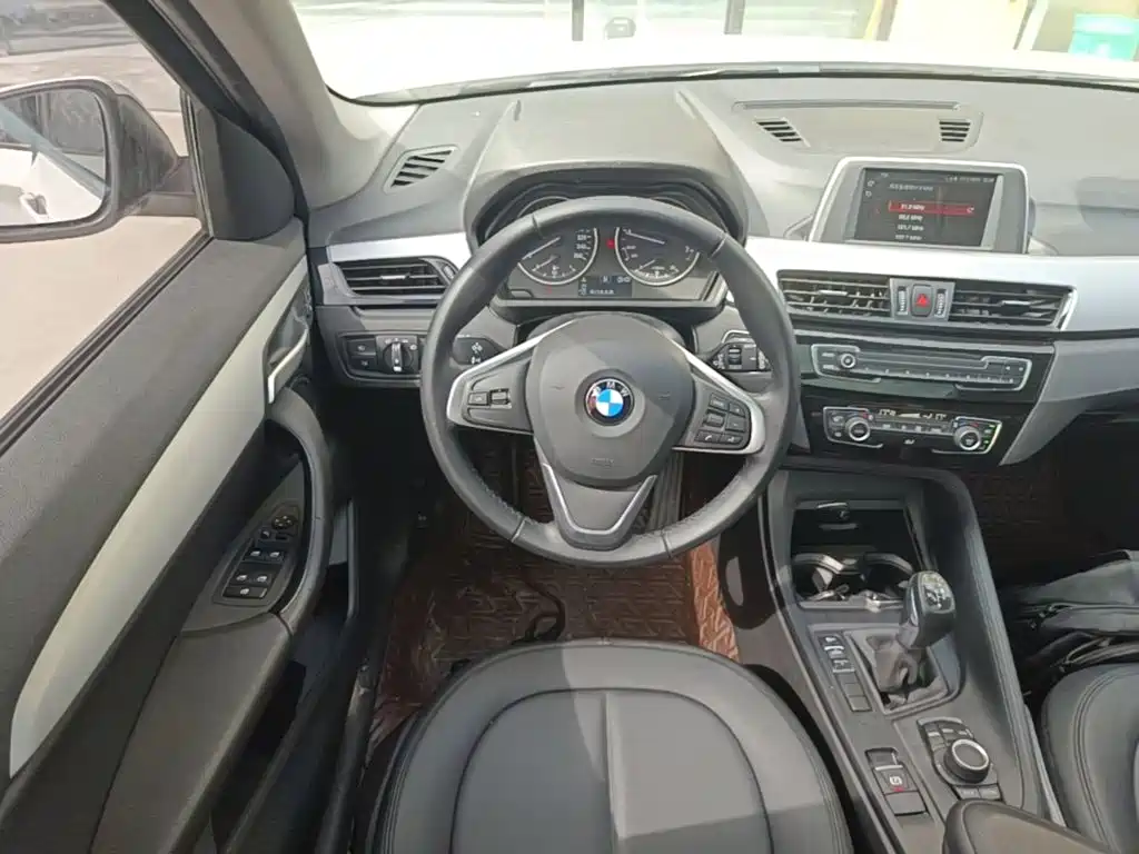 BMW X1 — миниатюра 11