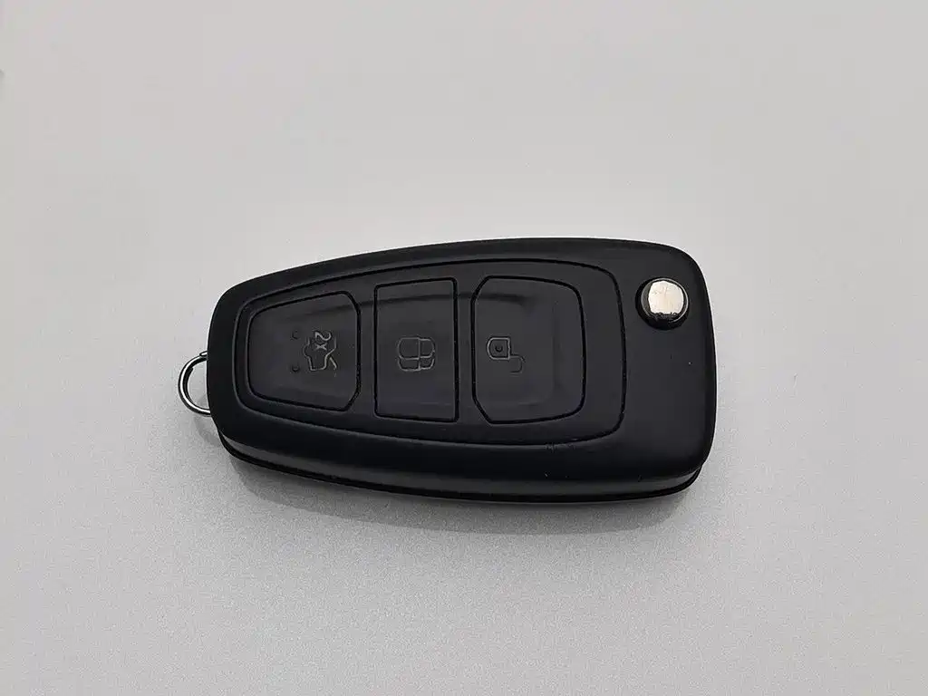 Ford Kuga — миниатюра 19