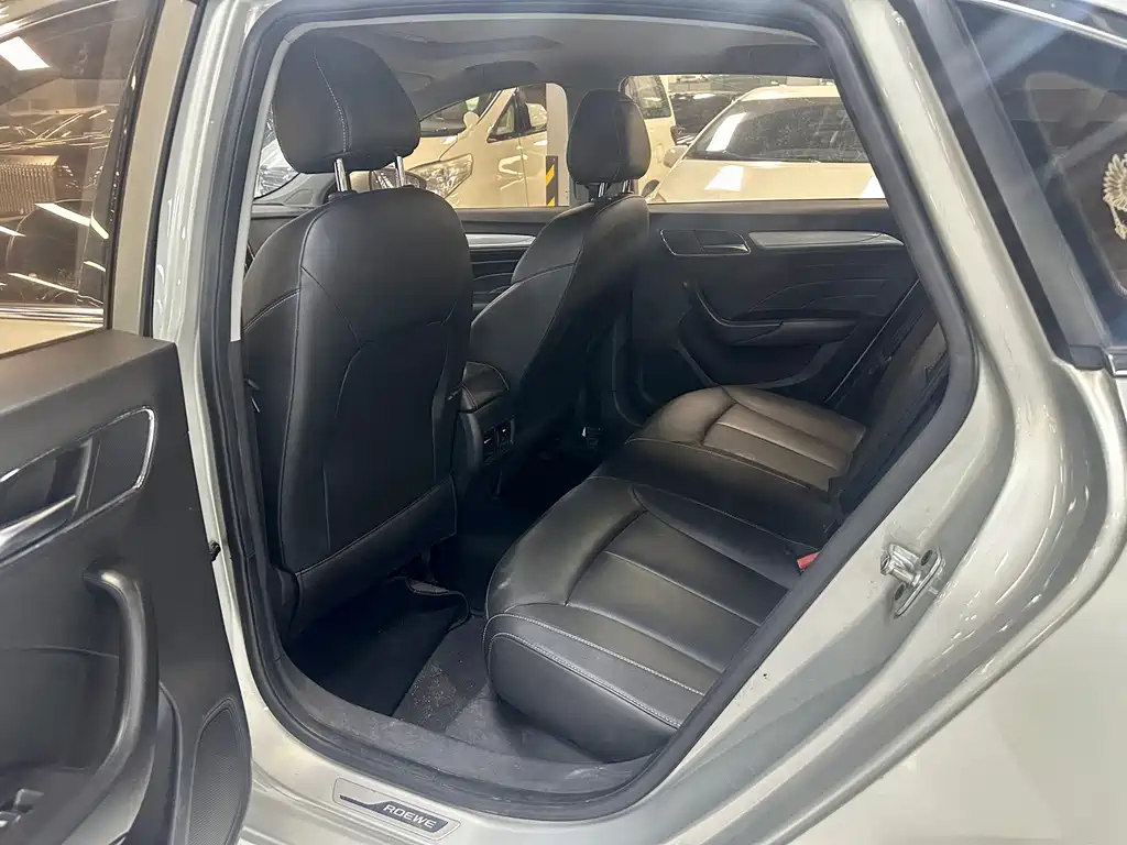 Roewe i6 New Energy — миниатюра 6