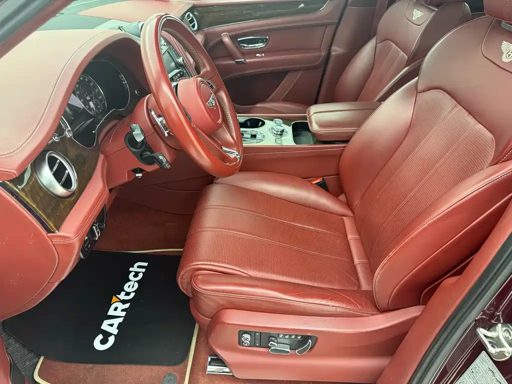 Bentley Bentayga 2018 4.0T V8
