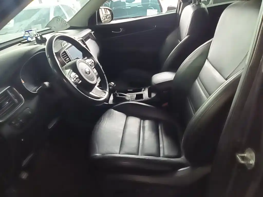 Kia Sorento — миниатюра 15