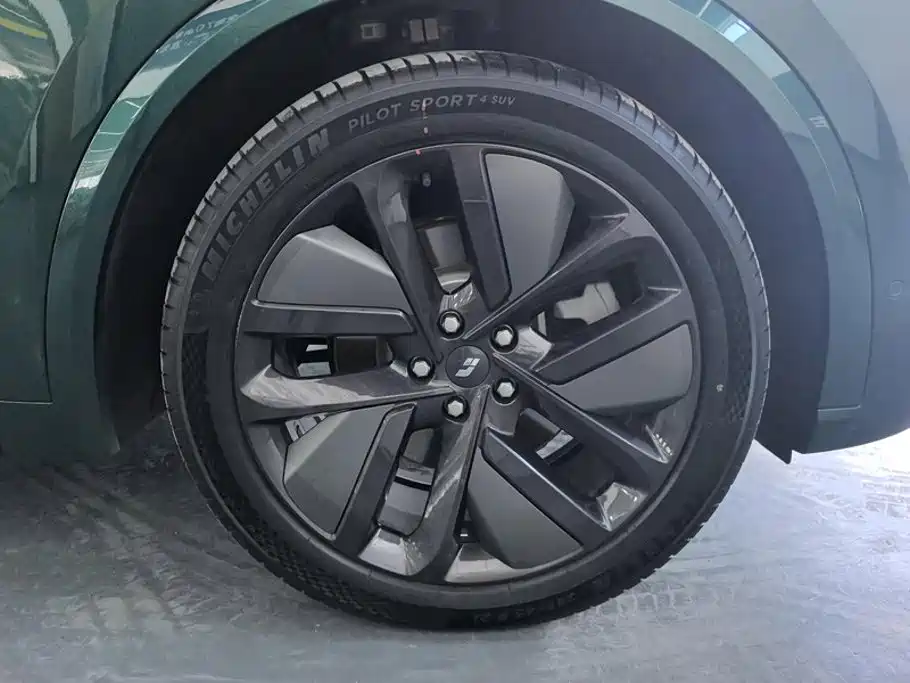 Li Auto Li L9 — миниатюра 6
