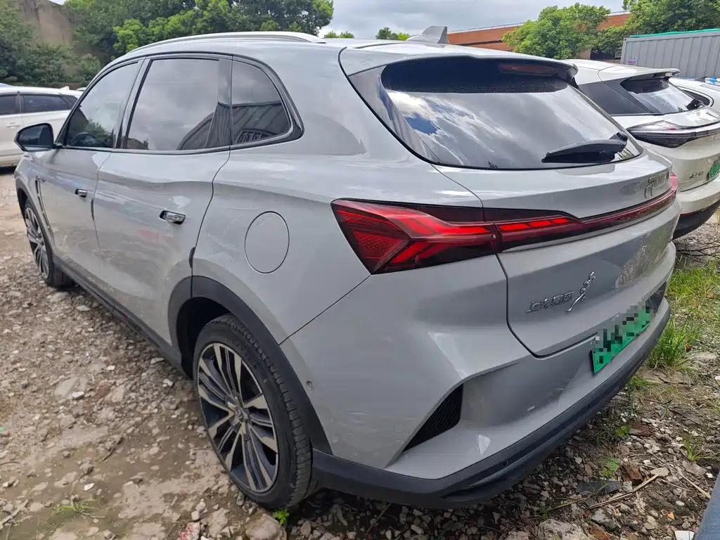 Roewe Feifan MARVEL R — миниатюра 6
