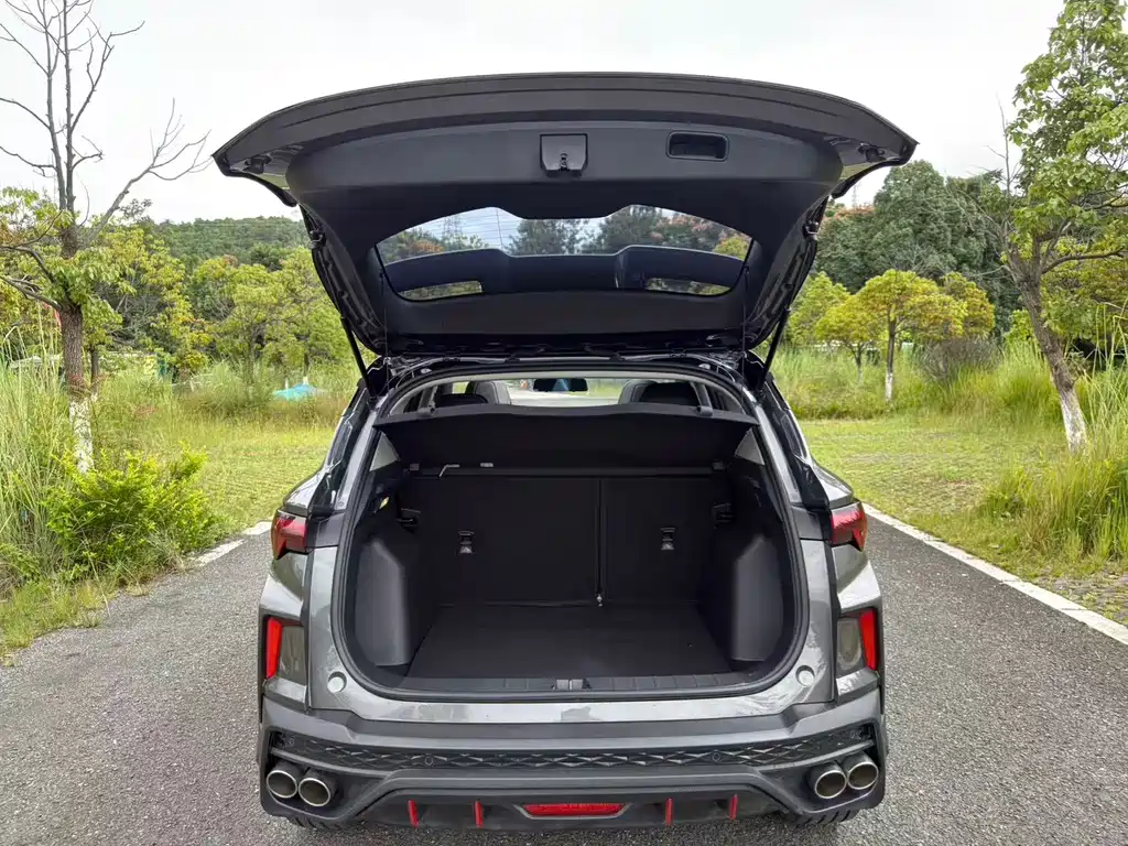 Geely Binyue — миниатюра 27