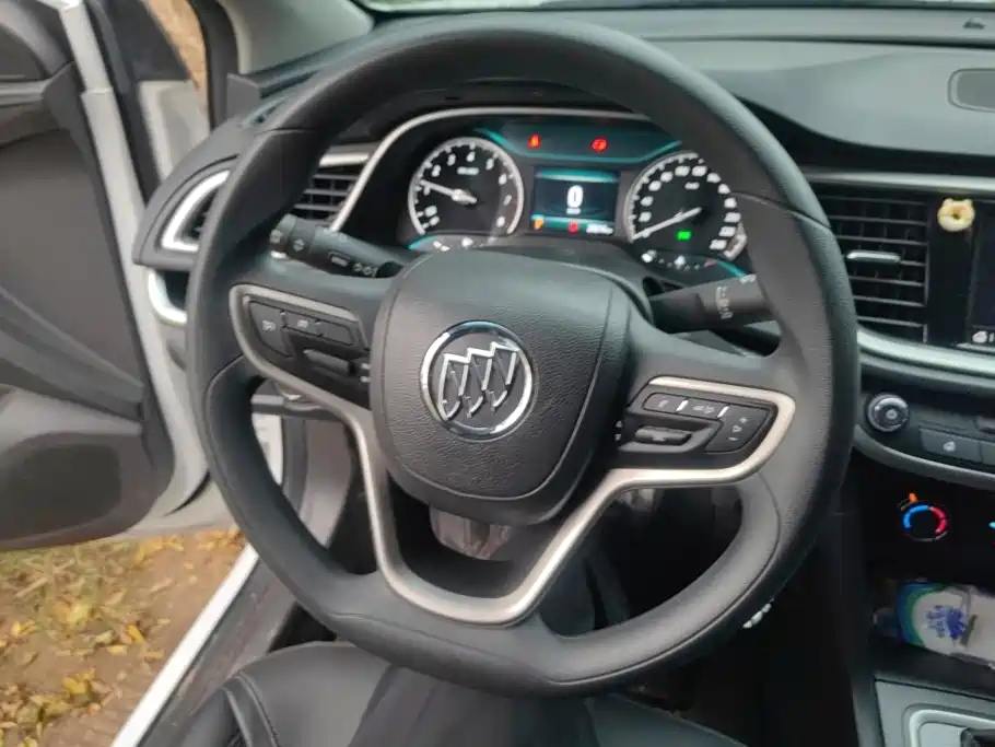 Buick Excelle — миниатюра 15