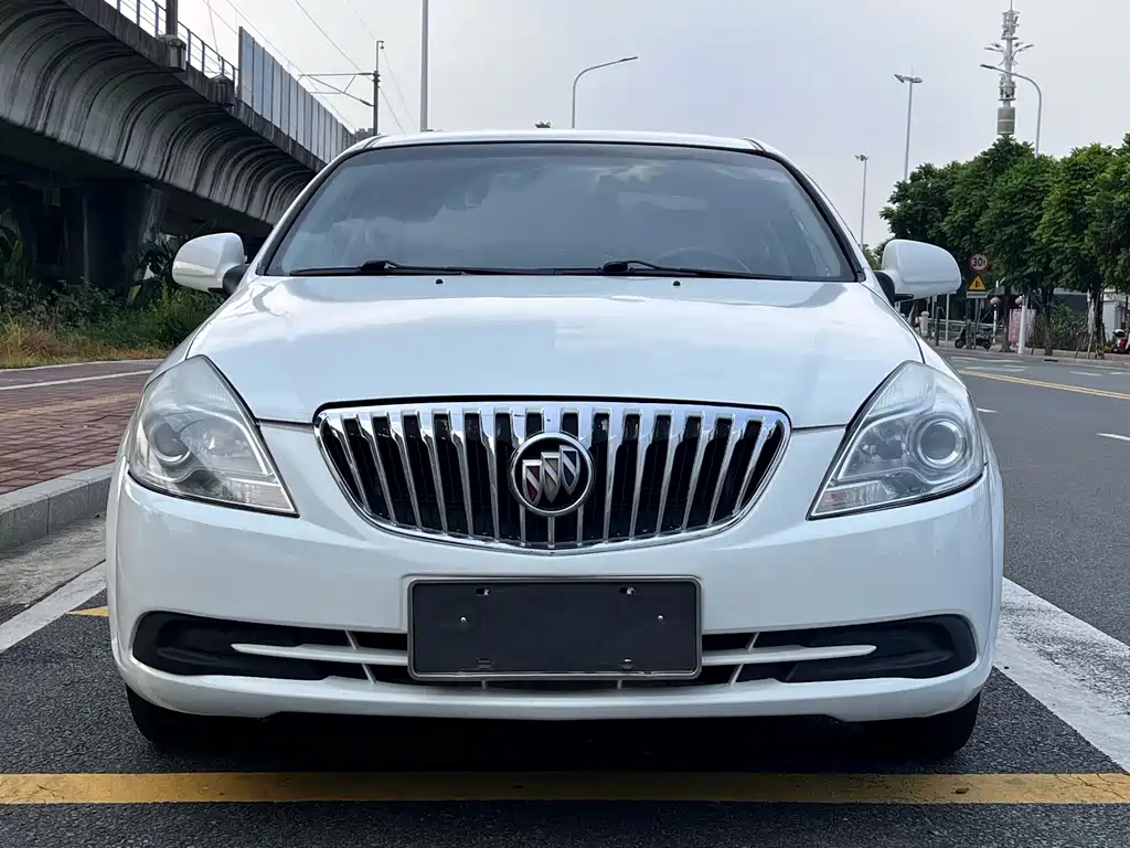 Buick Excelle — миниатюра 2