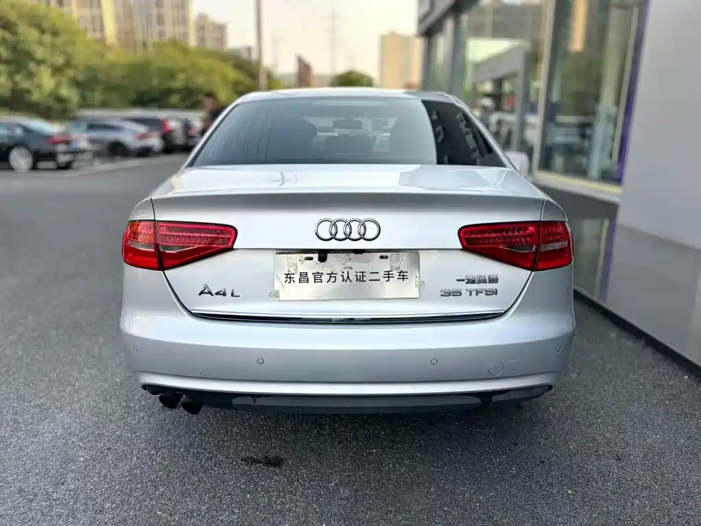 Audi A4L — миниатюра 4