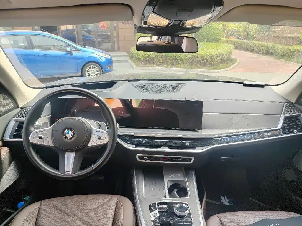BMW X5 2023 xDrive 40Li Premium M Sport