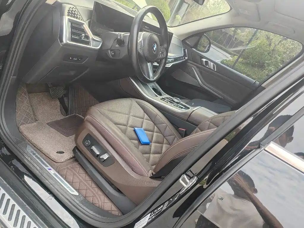 BMW X5 2023 xDrive 40Li Premium M Sport