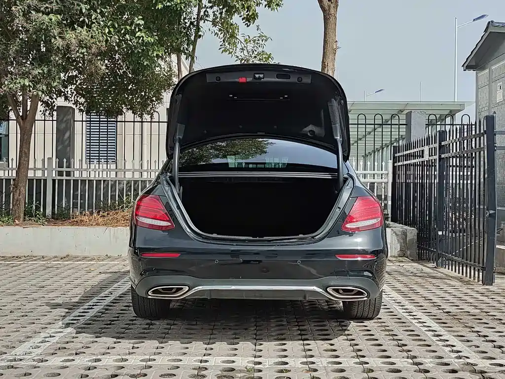 Mercedes-Benz E-Class E 2020 E 260 L Sport