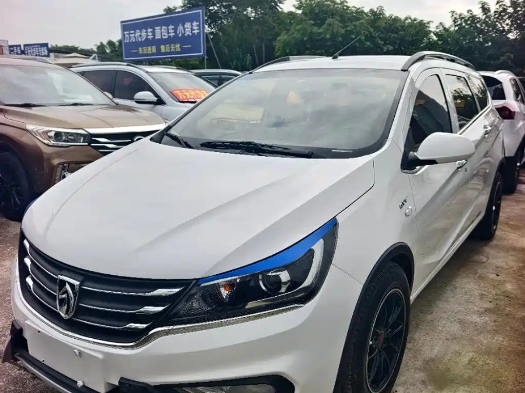 Baojun 310W