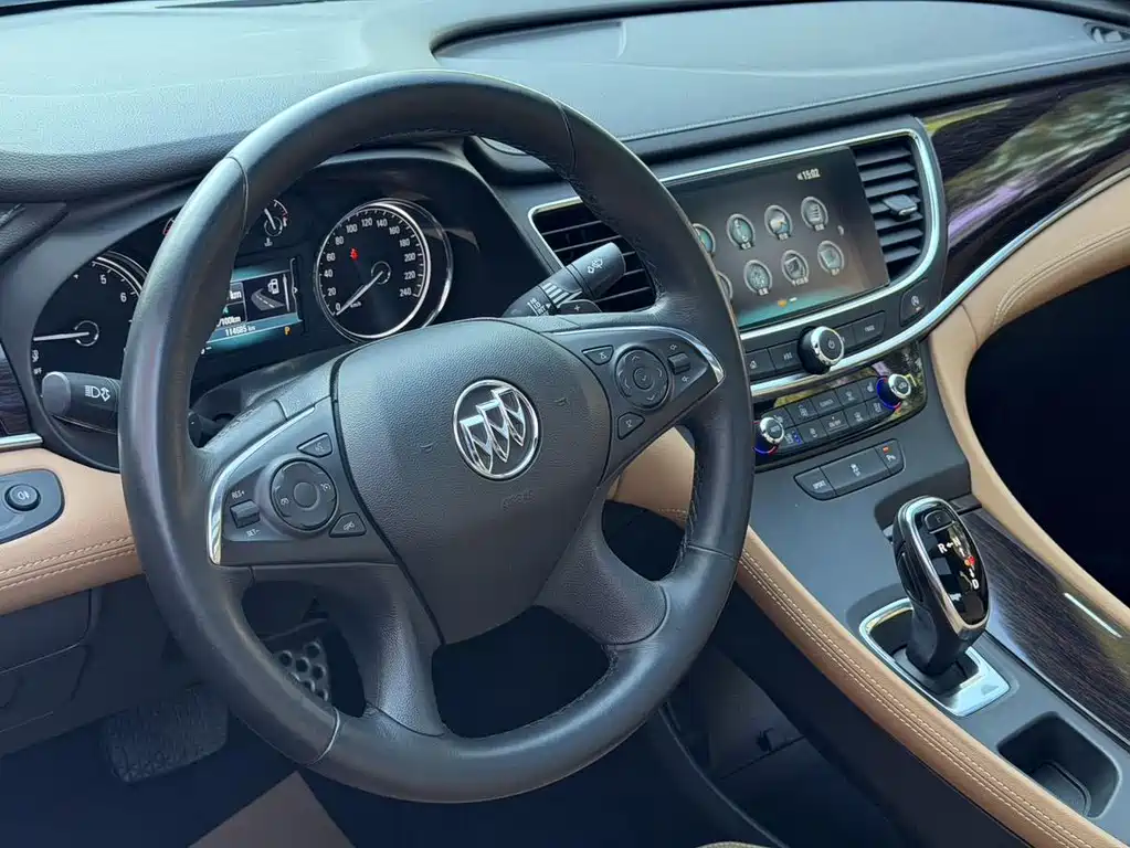 Buick LaCrosse — миниатюра 7