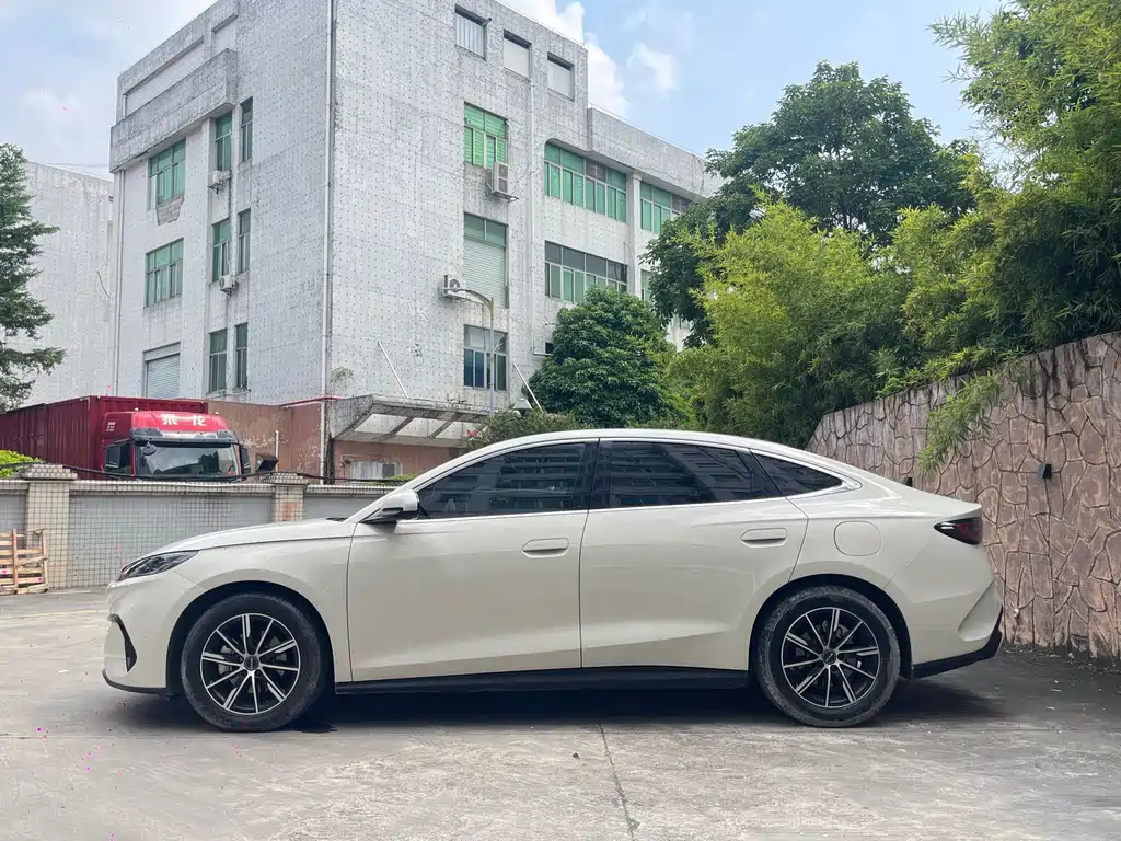 BYD Seal 06 — миниатюра 10