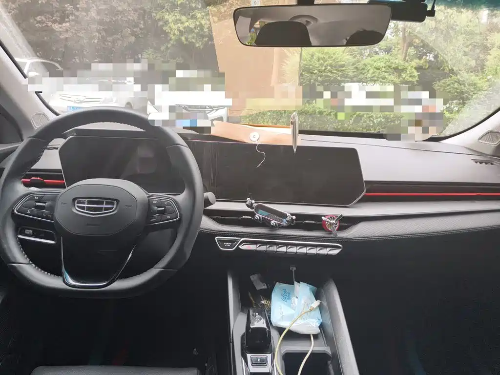 Geely Binrui — миниатюра 10