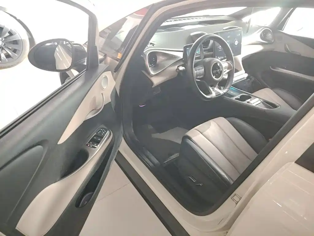 BYD Dolphin — миниатюра 16
