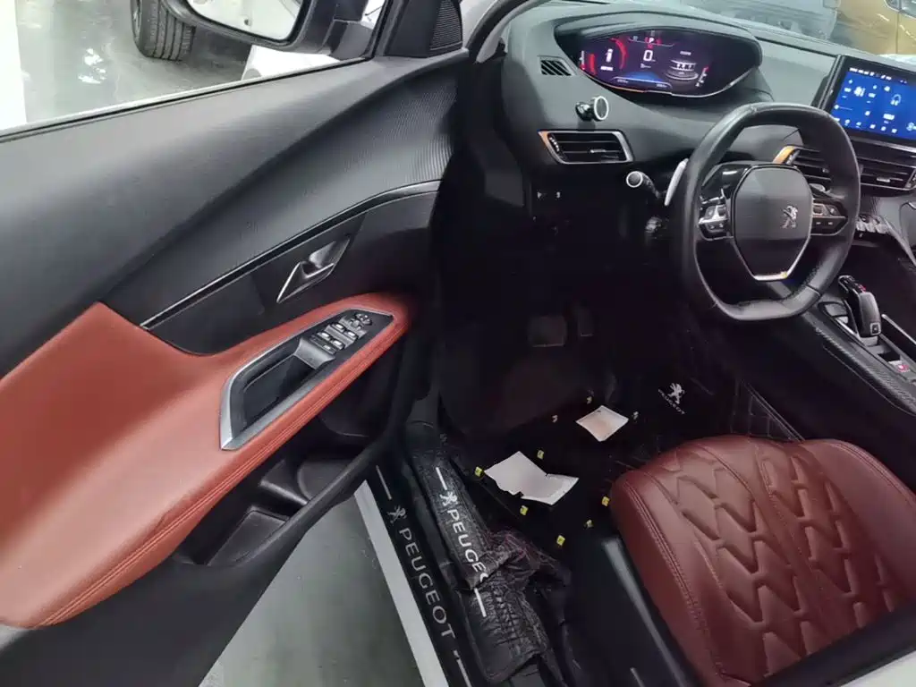 Peugeot 4008 — миниатюра 16