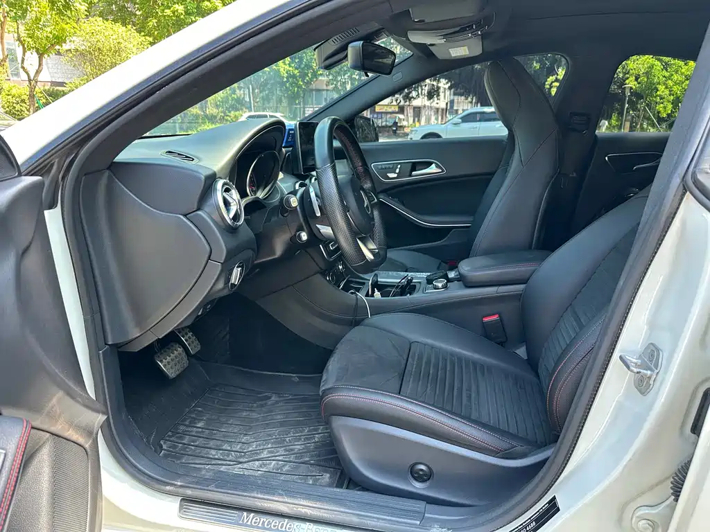 Mercedes-Benz CLA (Import) — миниатюра 4