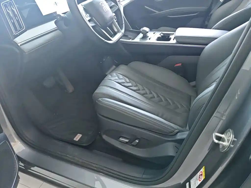 BYD L DM-i — миниатюра 15
