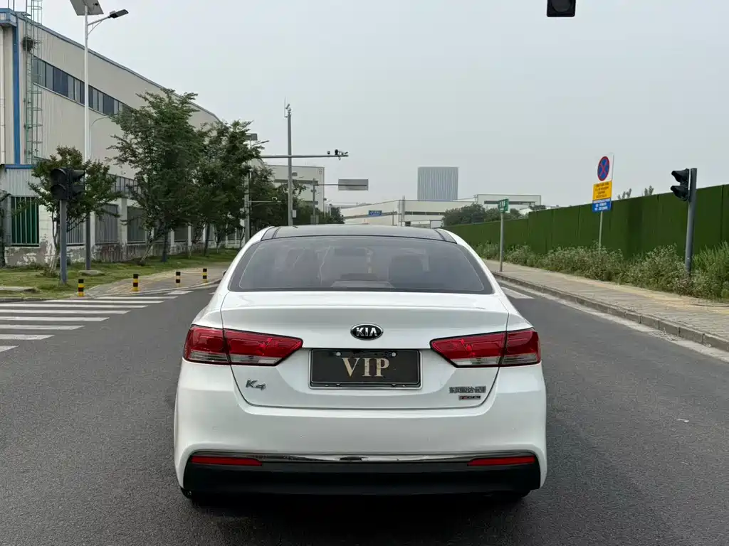 Kia K4 — миниатюра 5