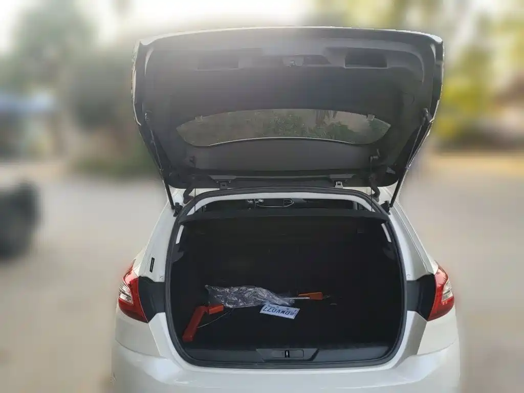 Peugeot 308S — миниатюра 15
