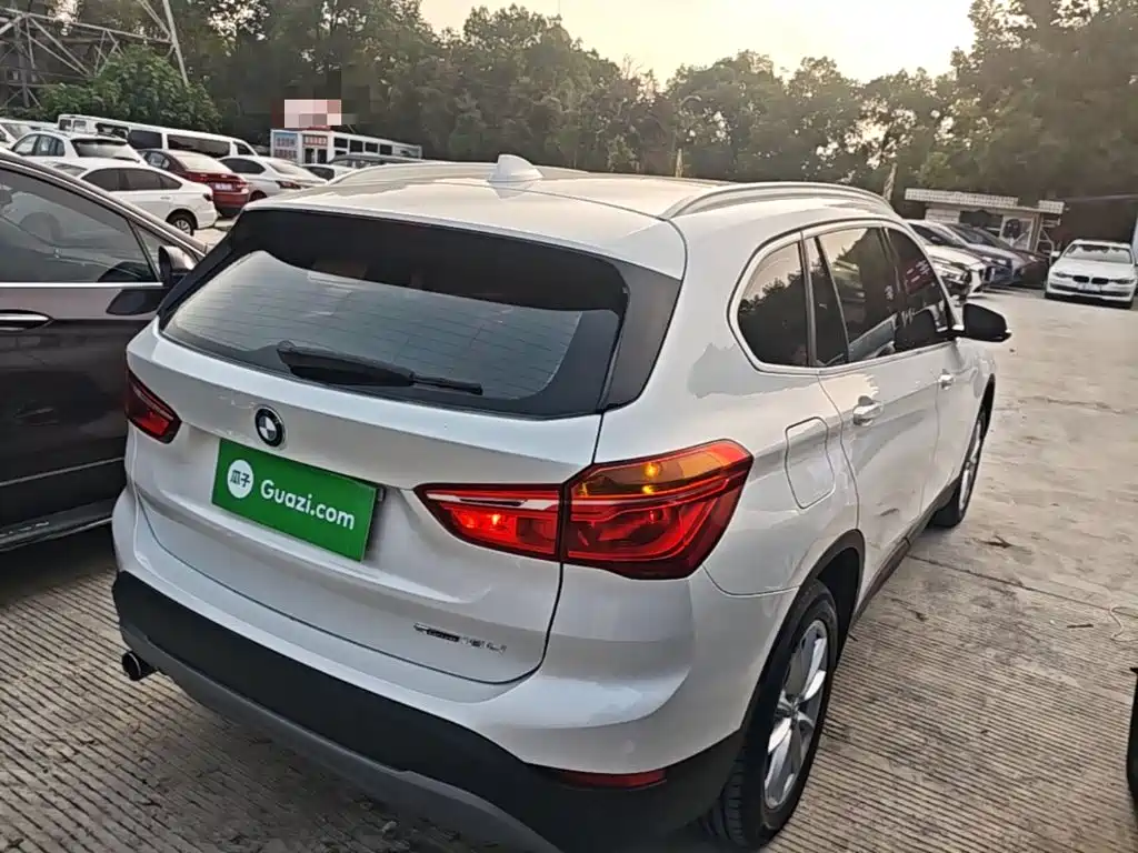 BMW X1 — миниатюра 7