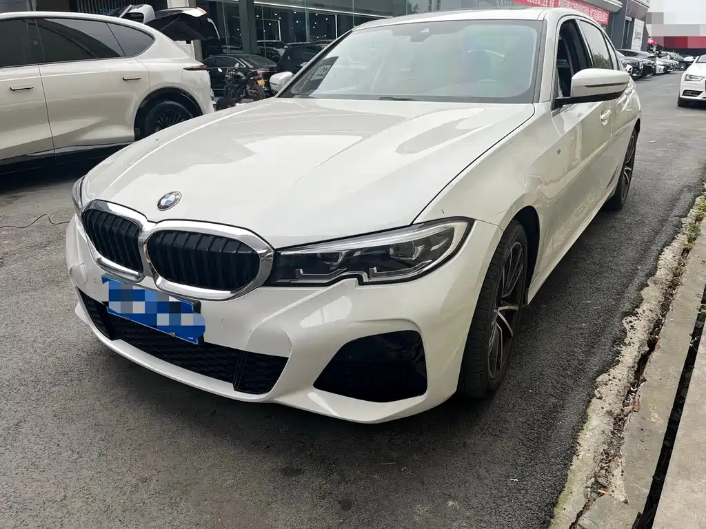 Купить BMW 3 Series