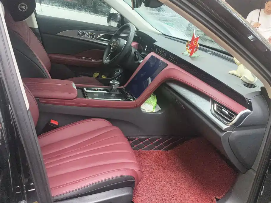 Hongqi Hongqi H5 — миниатюра 8