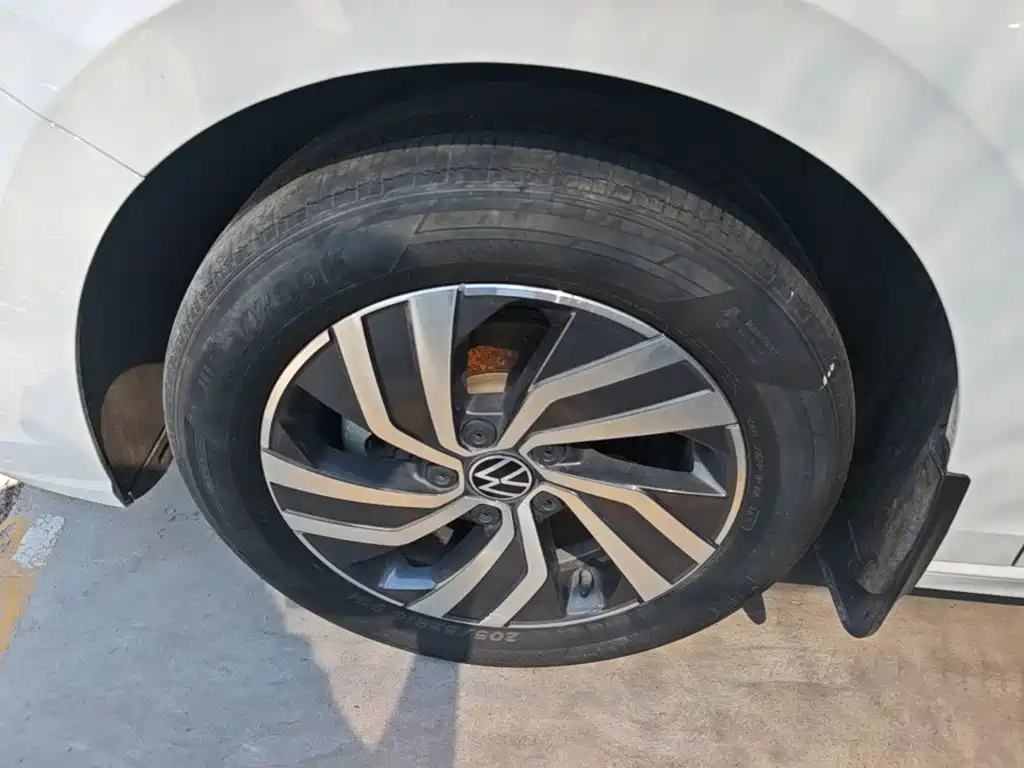 Volkswagen Bora — миниатюра 23