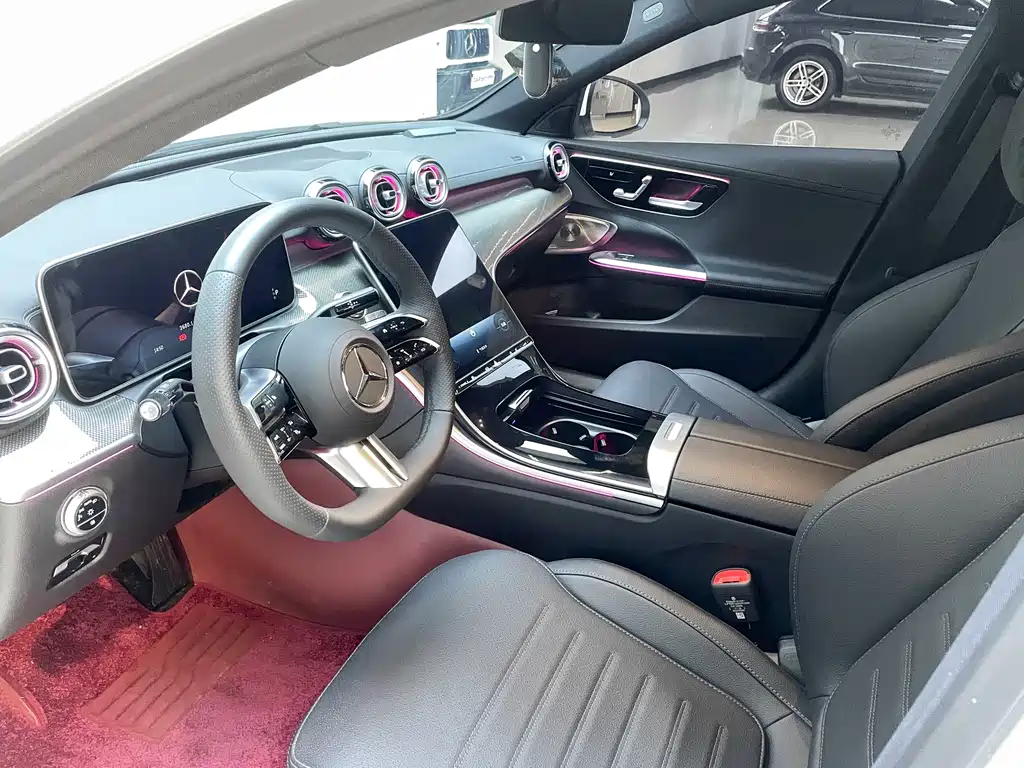 Mercedes-Benz C-Class — миниатюра 9