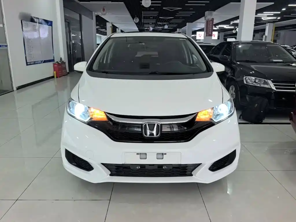 Honda Fit — миниатюра 3