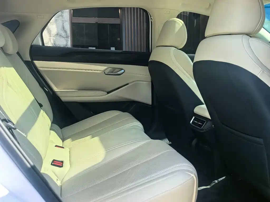 BYD Qin L — миниатюра 7