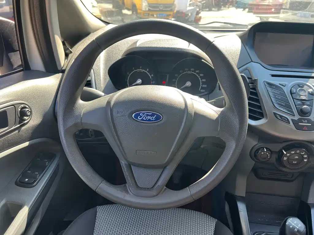 Ford Ecosport — миниатюра 8