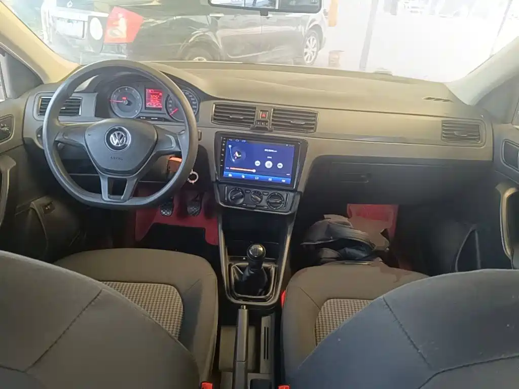 Volkswagen Santana — миниатюра 10