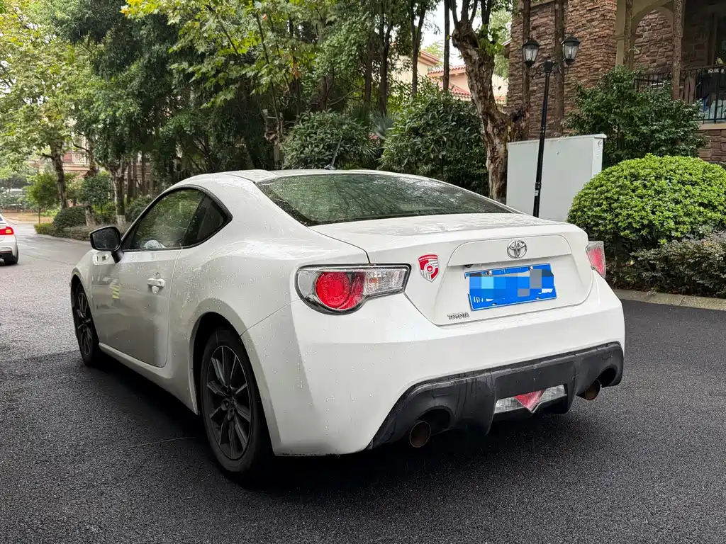 Toyota 86 — миниатюра 6