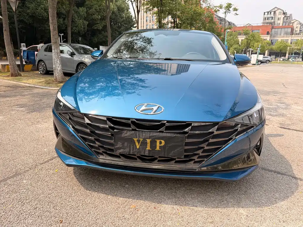 Hyundai Elantra — миниатюра 2