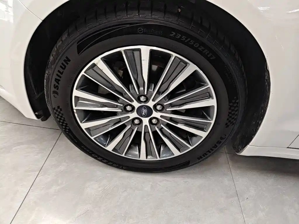 Ford Mondeo — миниатюра 23
