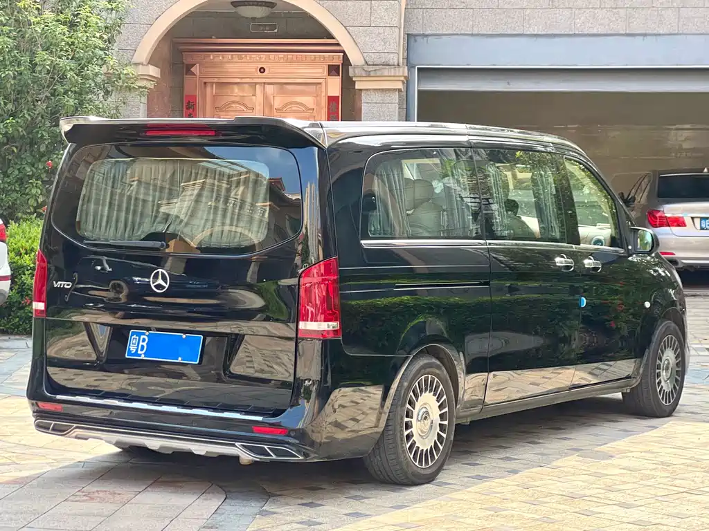 Mercedes-Benz Vito — миниатюра 12