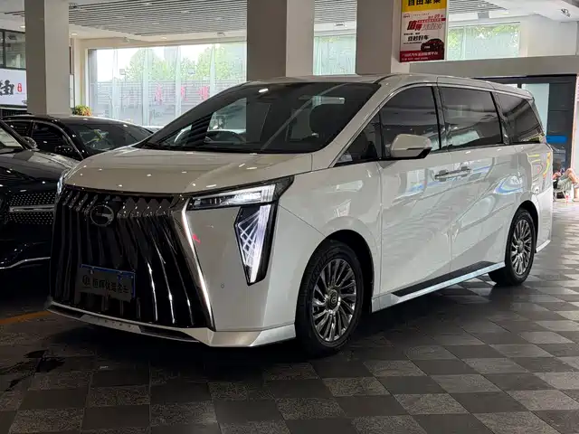 2023 GAC GN8