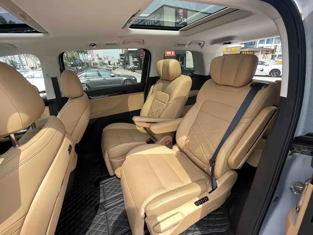 GAC Motor Trumpchi E8 PHEV — миниатюра 16