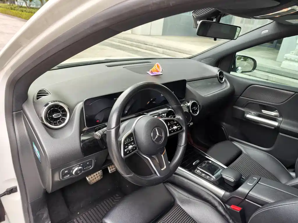 Mercedes-Benz B-Class — миниатюра 20