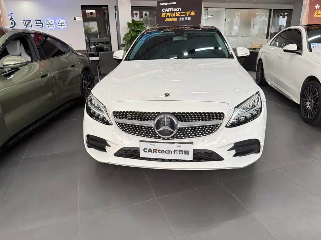 Mercedes-Benz C-Class — миниатюра 2