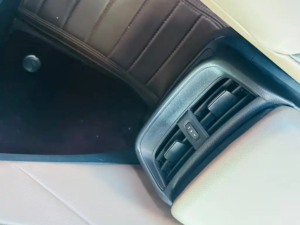 Lexus ES — миниатюра 18