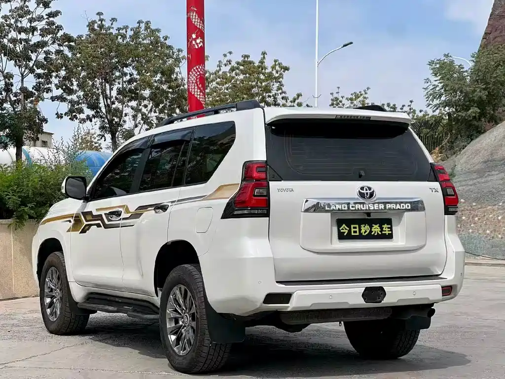 Toyota Prado — миниатюра 9
