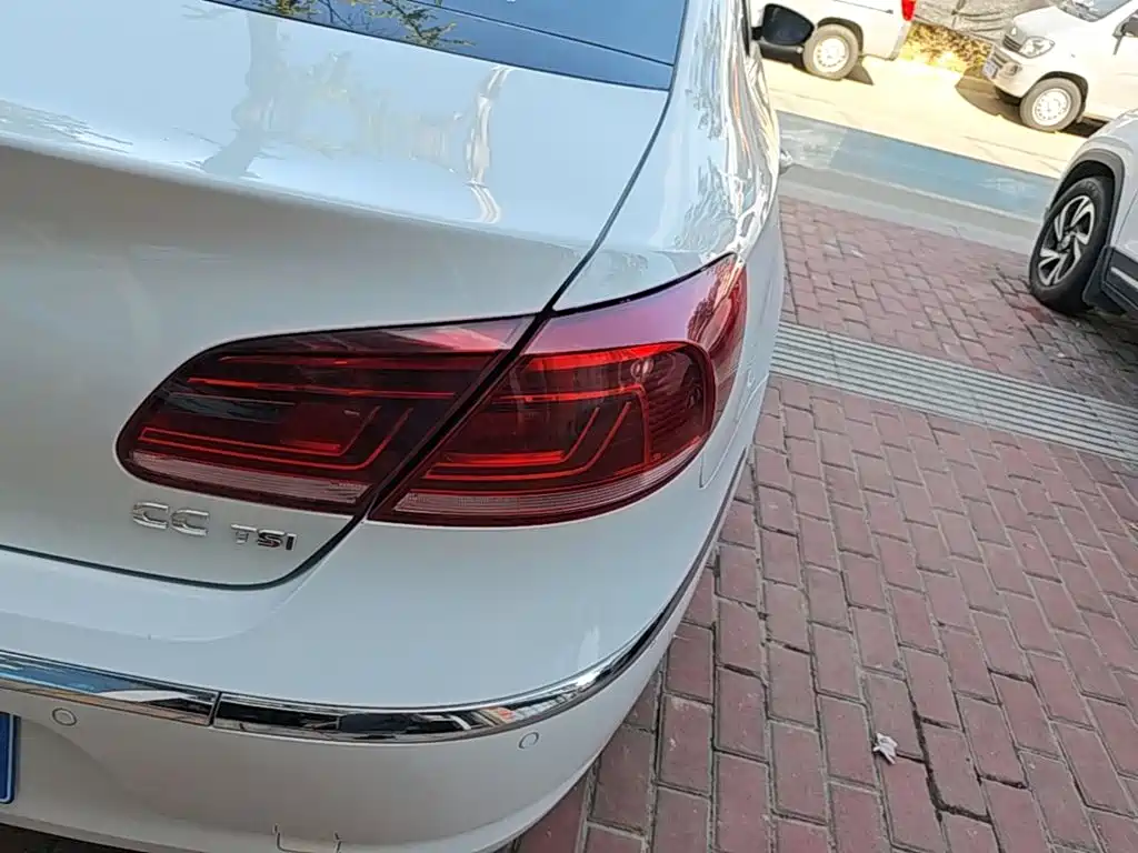 Volkswagen CC — миниатюра 8