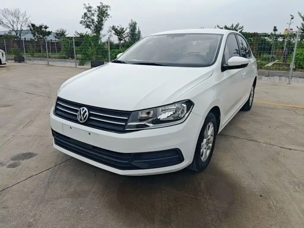 Volkswagen Santana — миниатюра 2
